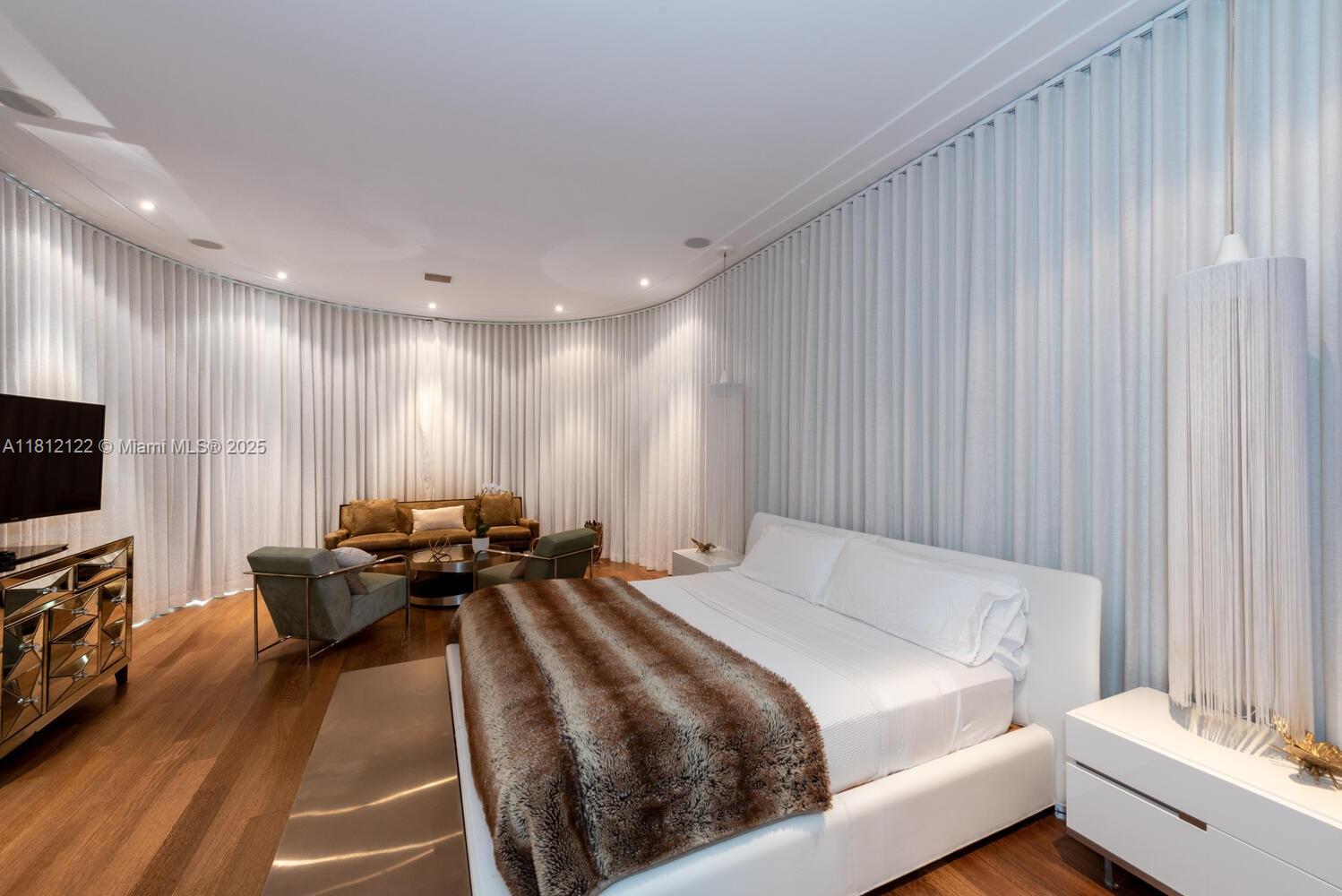 841 19th St Miami Beach, FL 33139