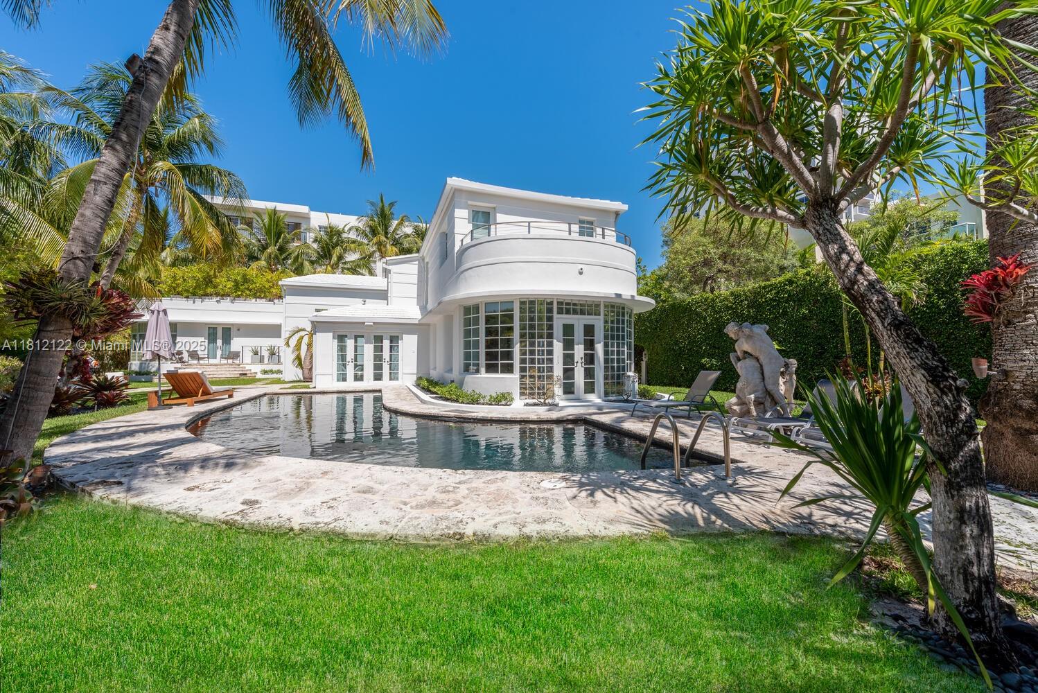 841 19th St Miami Beach, FL 33139