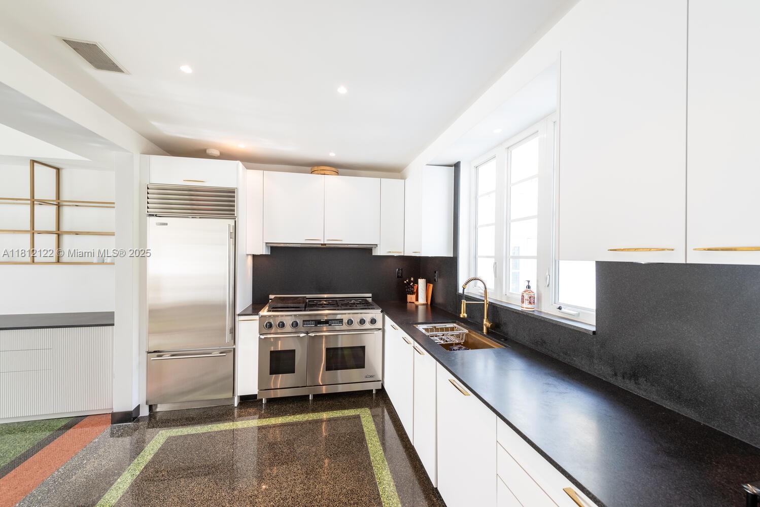 841 19th St Miami Beach, FL 33139