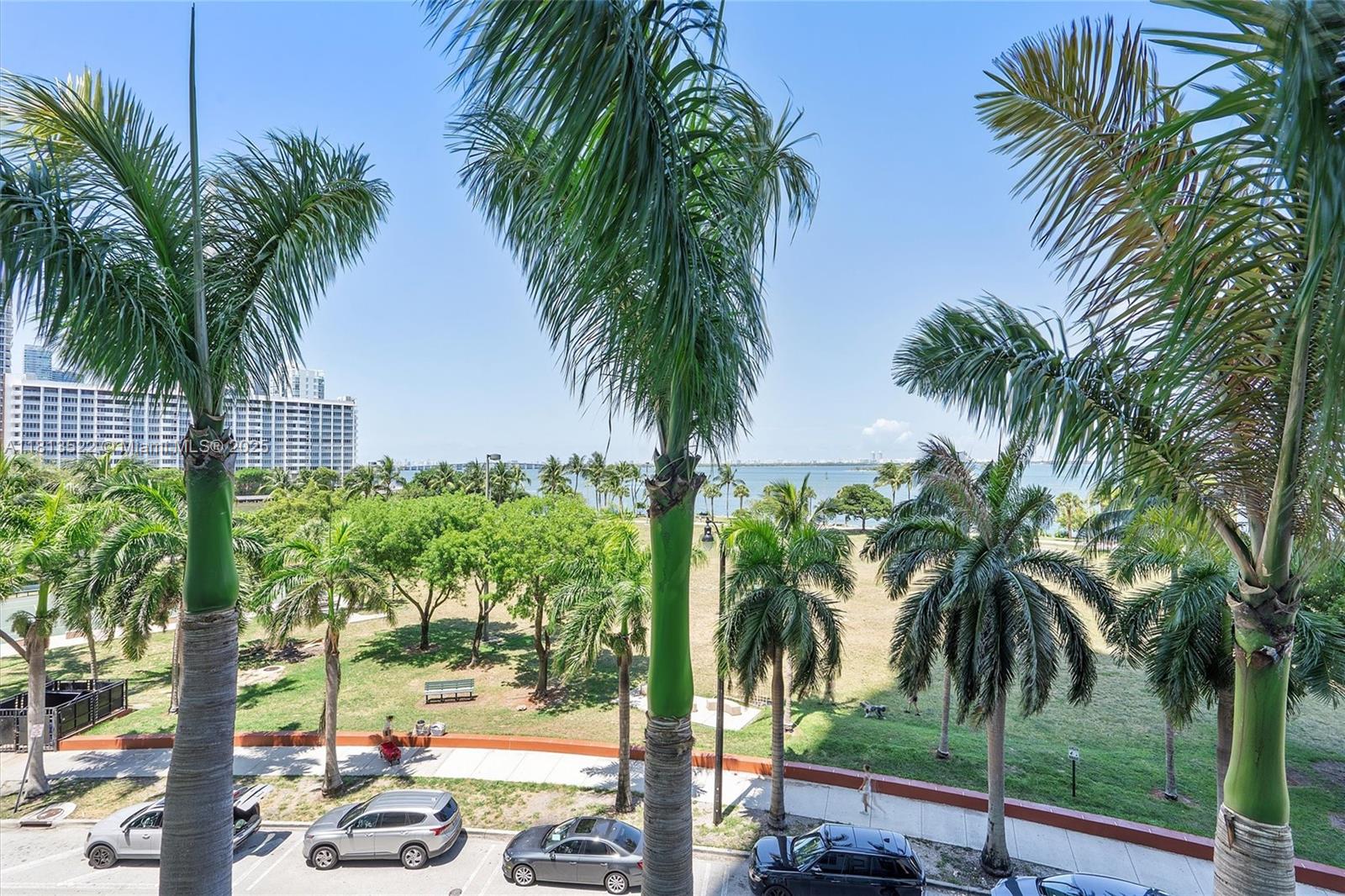 image Quantum On The Bay Condo22