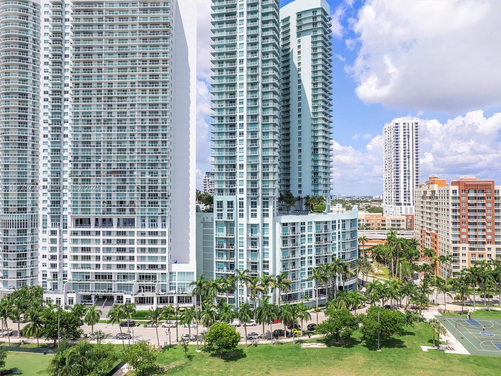 image Quantum On The Bay Condo28