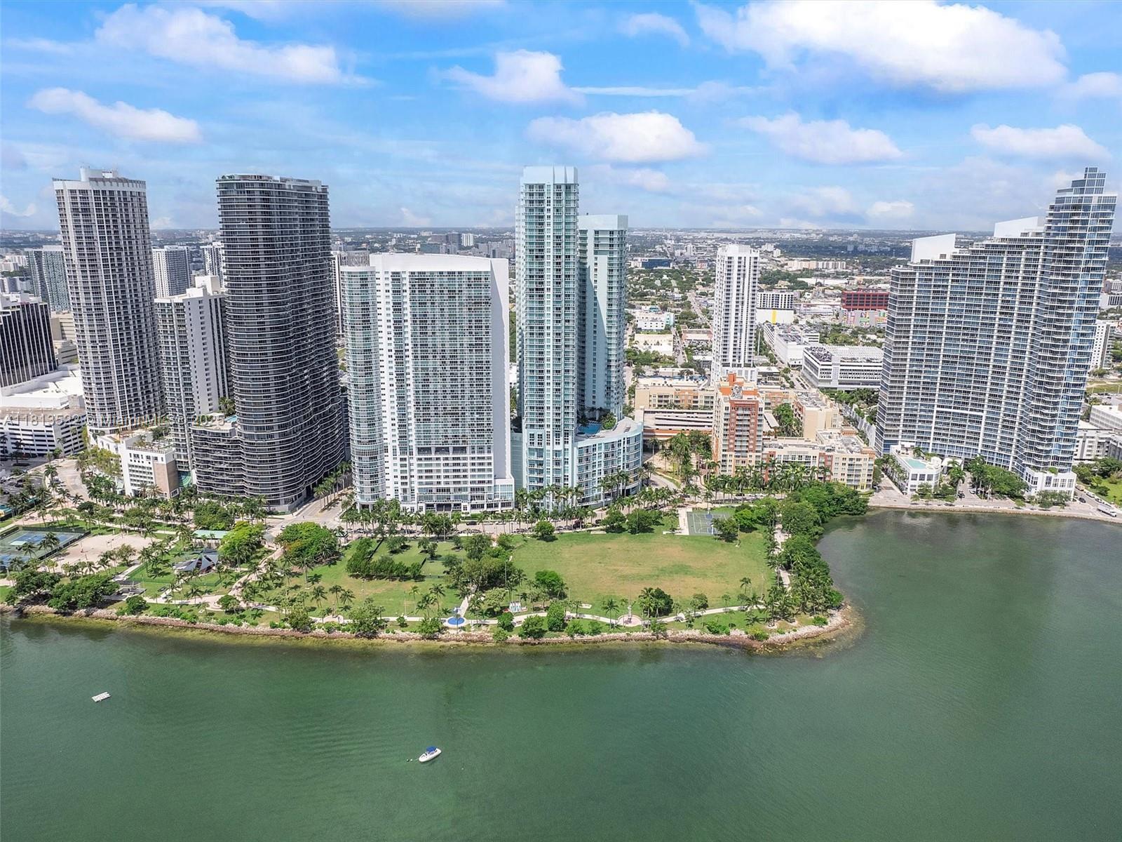 image Quantum On The Bay Condo30