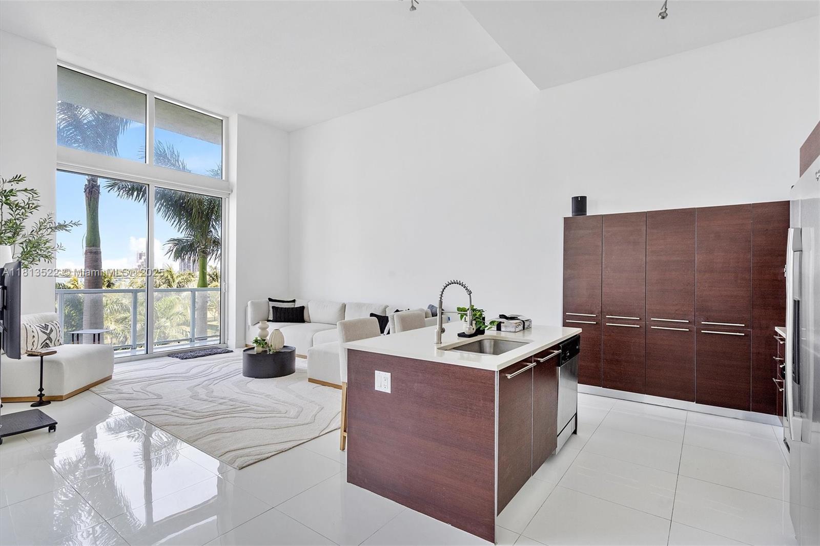 image Quantum On The Bay Condo3