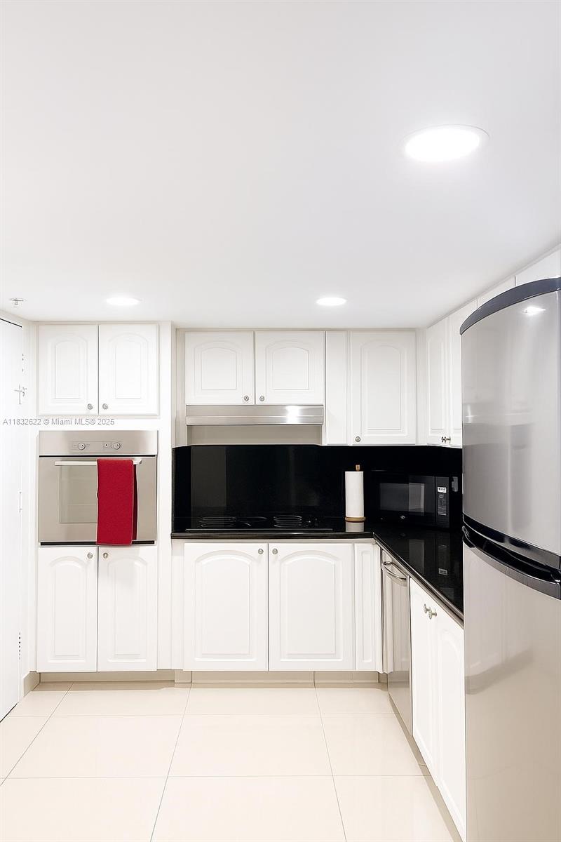 3801 S Ocean Dr #8X Hollywood, FL 33019