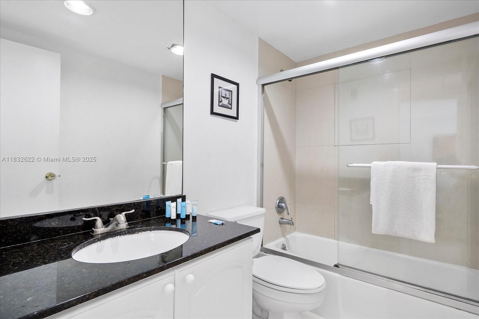 3801 S Ocean Dr #8X Hollywood, FL 33019