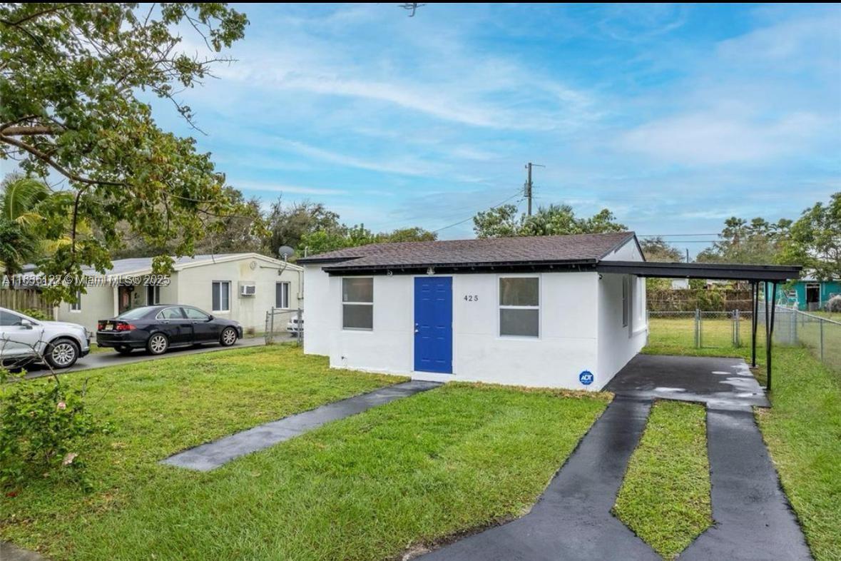 425 NW 14th Way