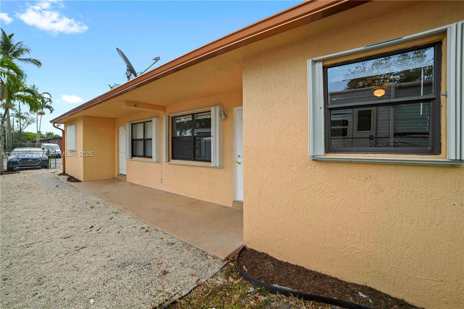817 NW 12th Ave #2