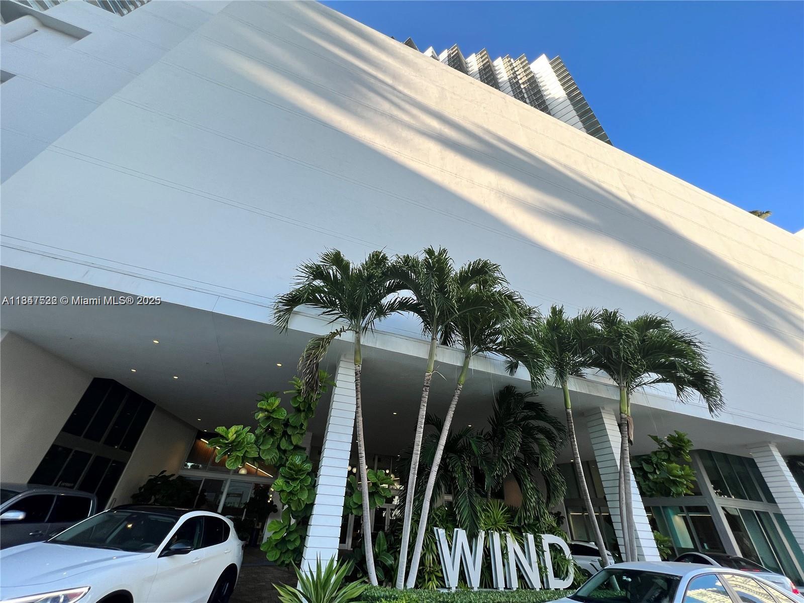 350 S Miami Ave #1907