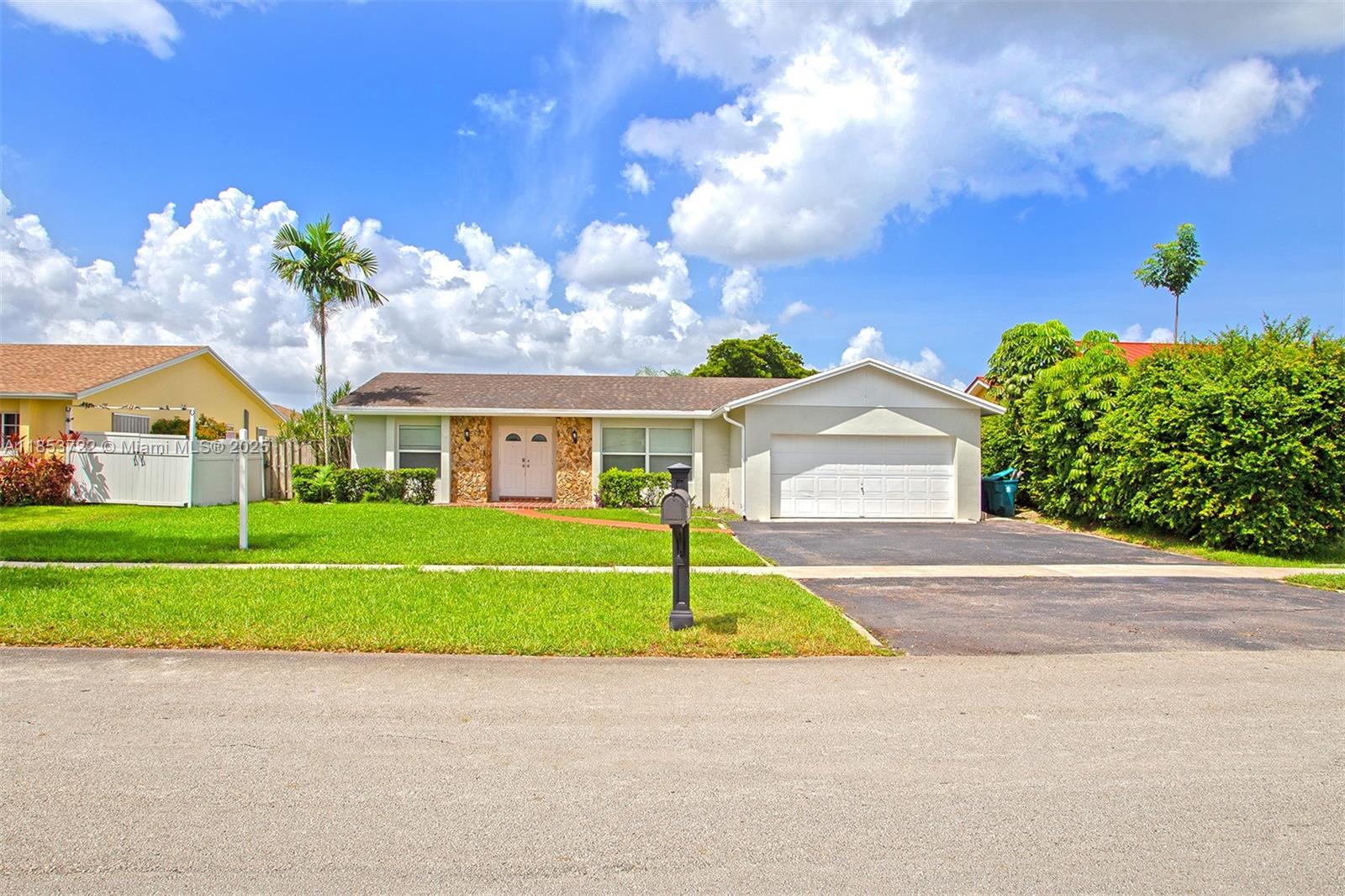 5031 SW 87th Ave