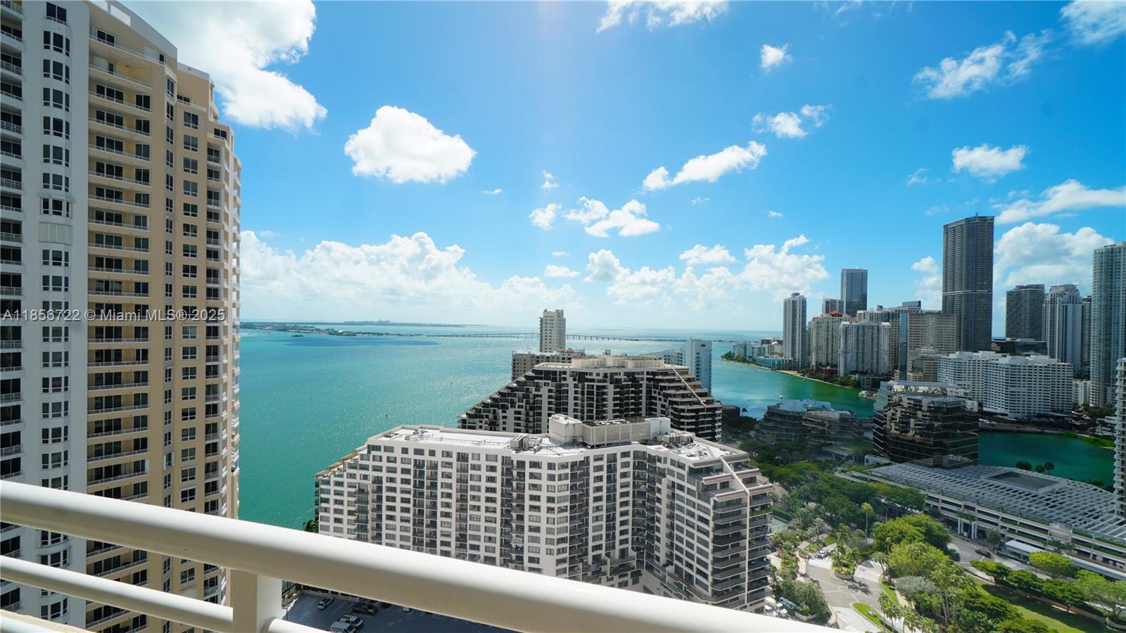 848 Brickell Key Dr #2905