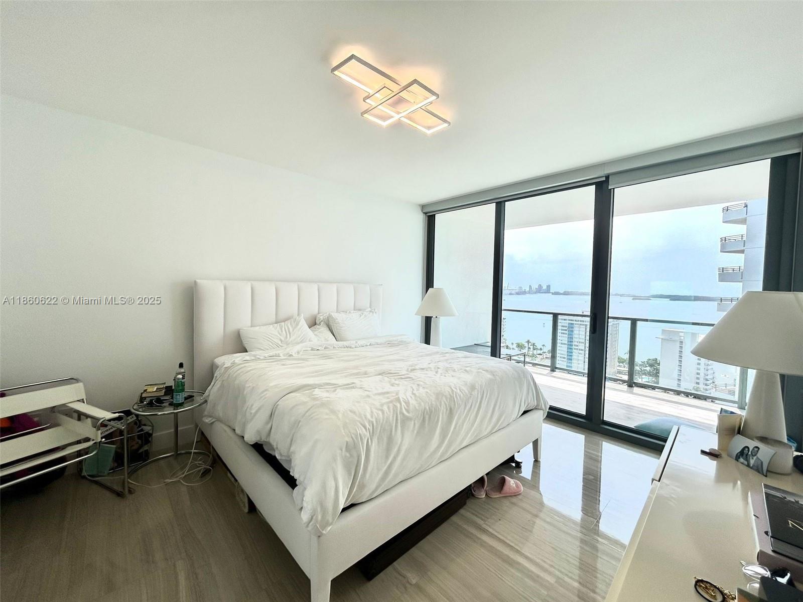 image Echo Brickell7