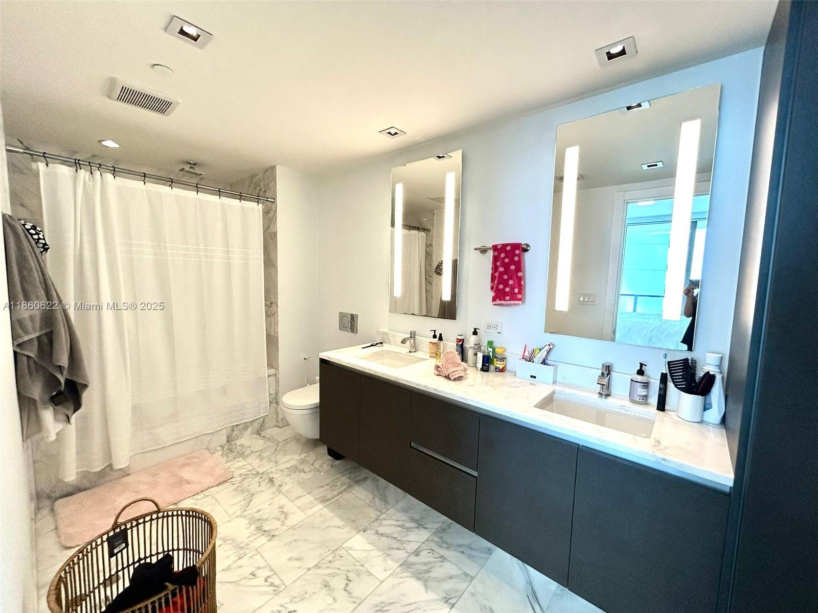 image Echo Brickell8