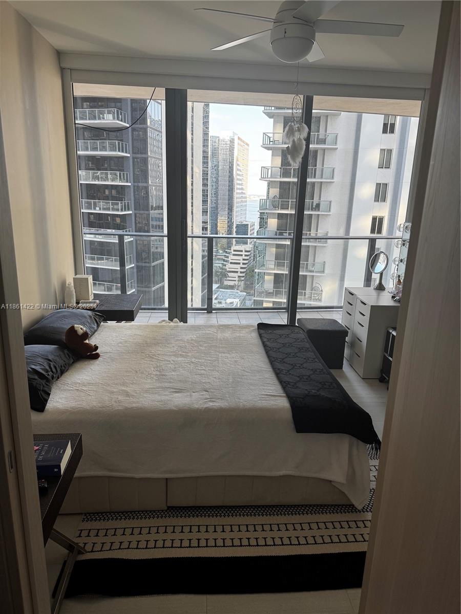 image Brickell Flatiron9