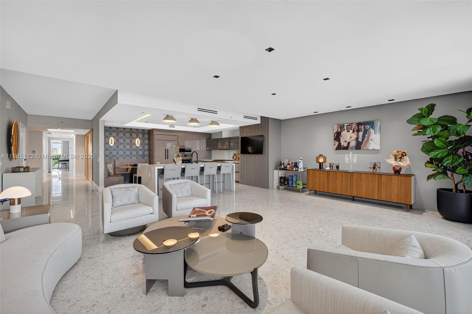 6000 Island Blvd #707 Aventura, FL 33160