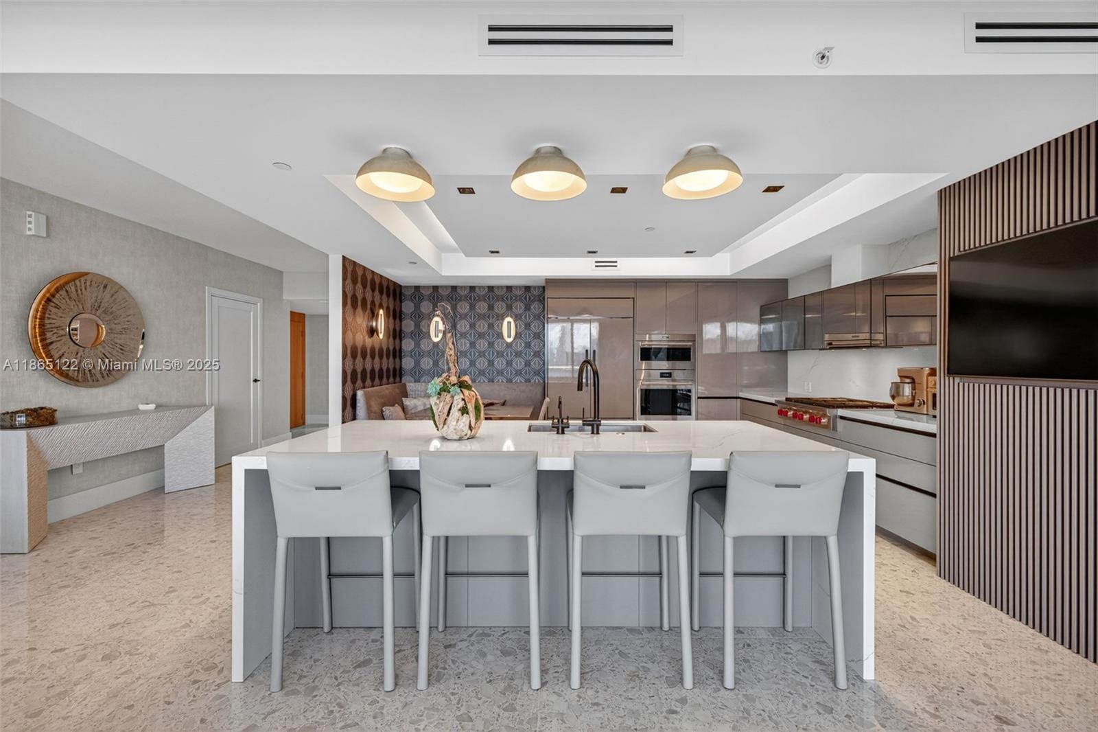 6000 Island Blvd #707 Aventura, FL 33160