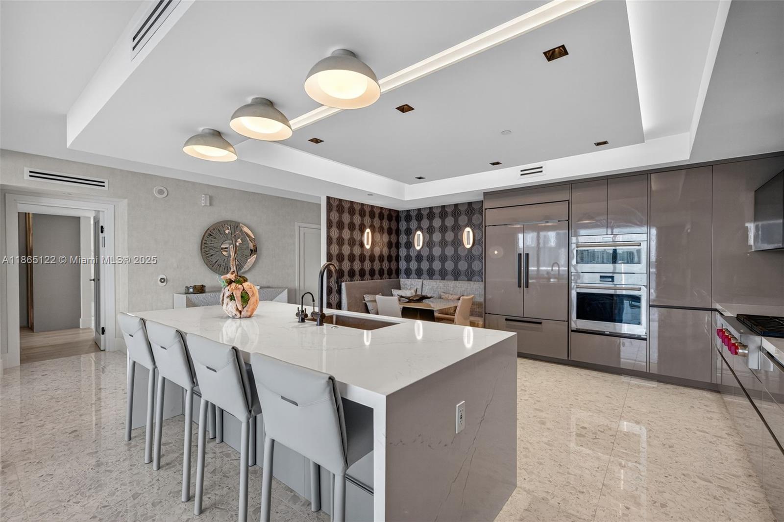 6000 Island Blvd #707 Aventura, FL 33160