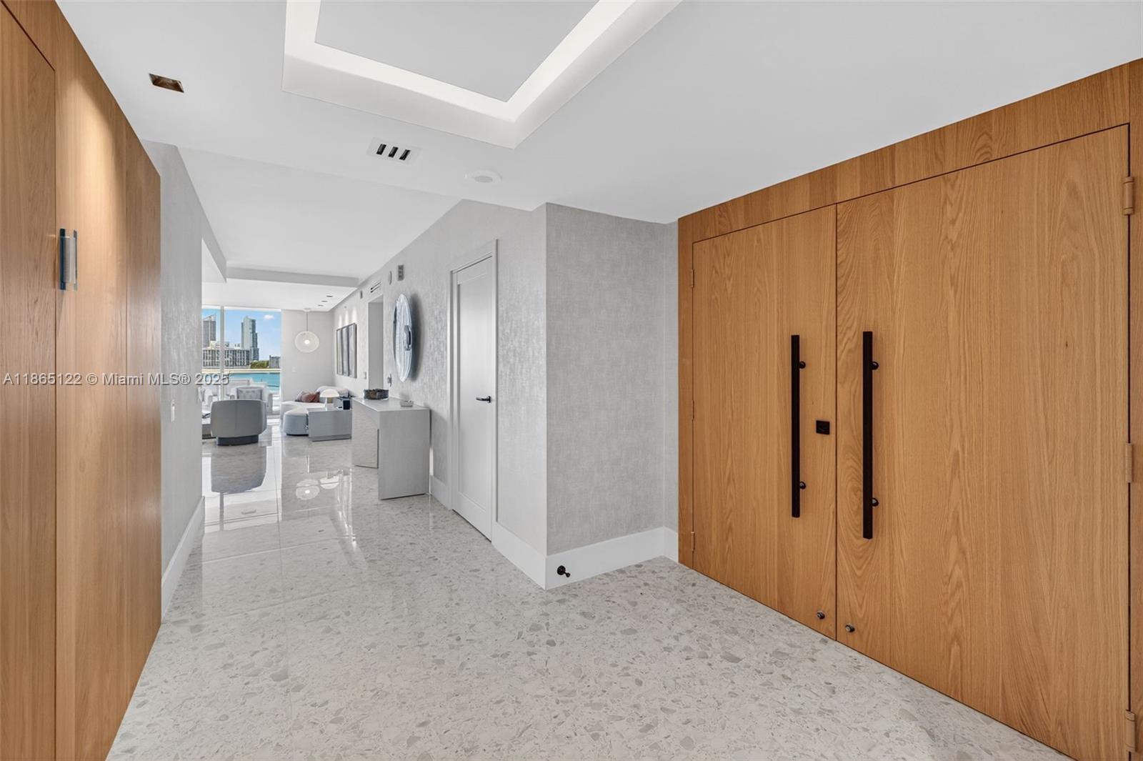 6000 Island Blvd #707 Aventura, FL 33160