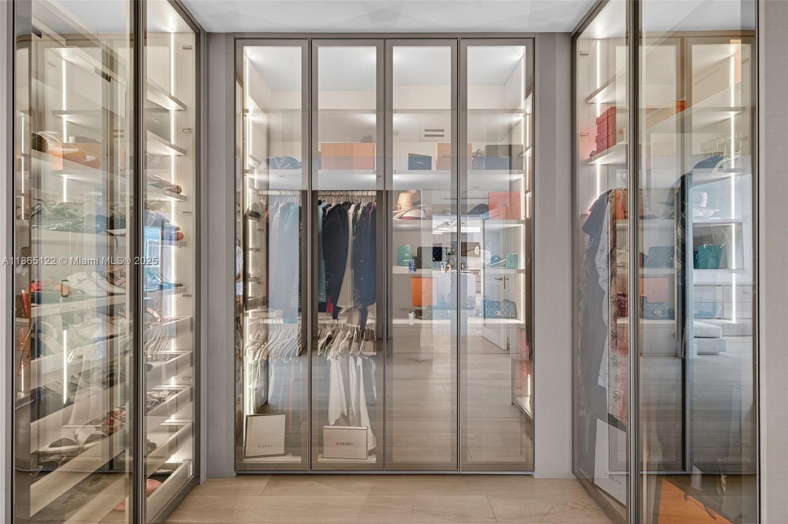 6000 Island Blvd #707 Aventura, FL 33160