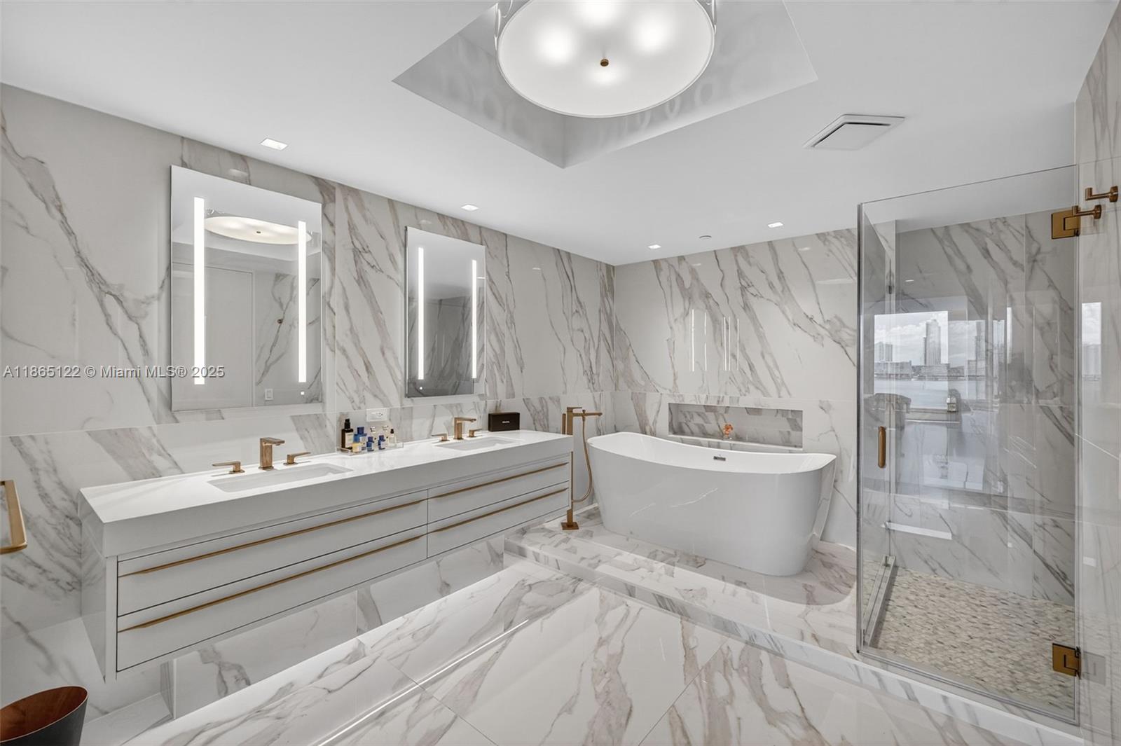 6000 Island Blvd #707 Aventura, FL 33160