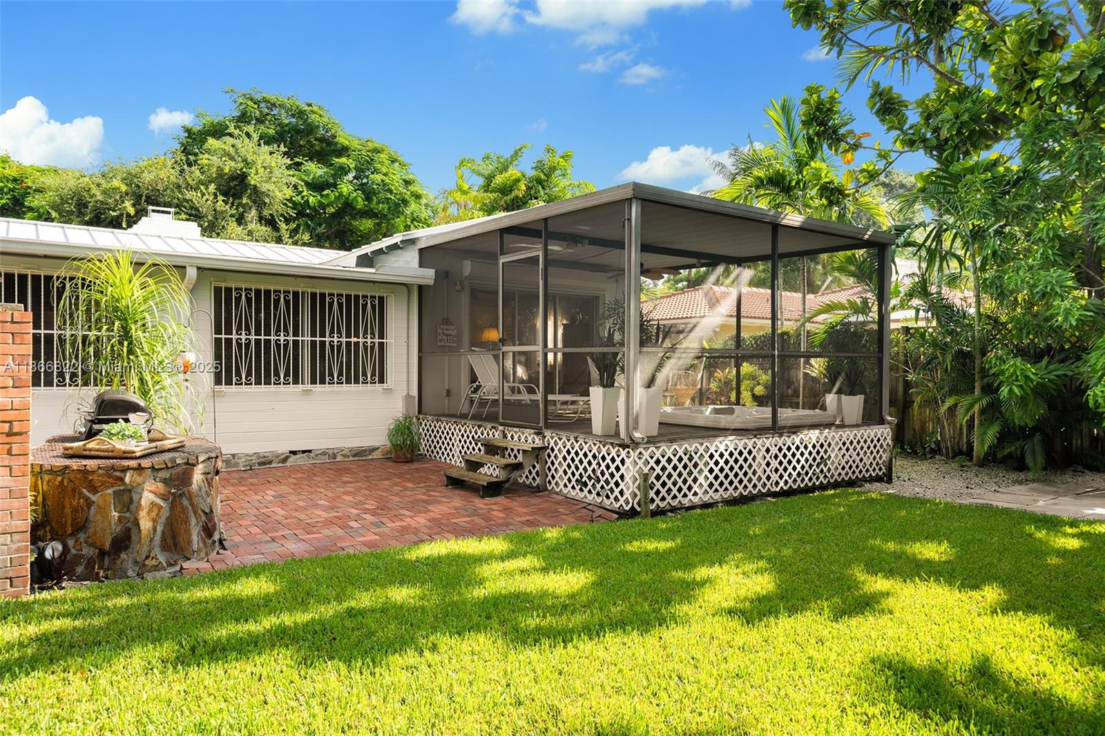 430 NE 52nd Ter Miami, FL 33137