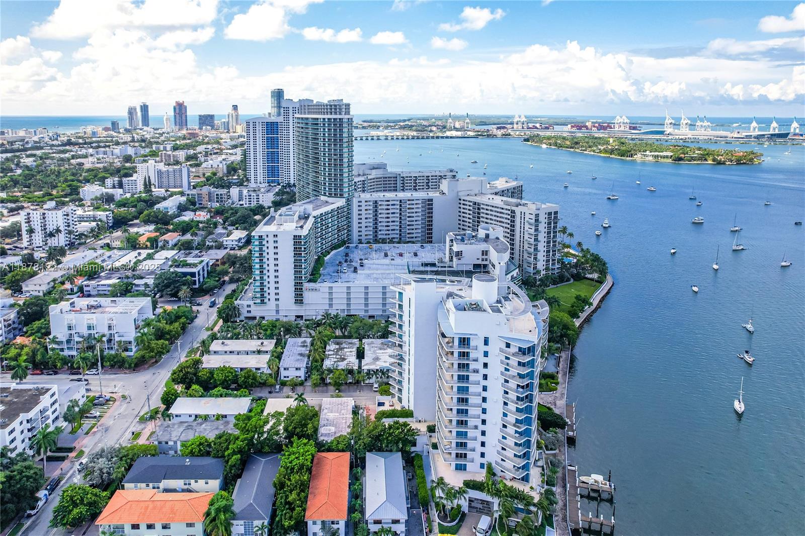 1445 16th St #PH-4 Miami Beach, FL 33139 1445 16th St #PH-4 Miami Beach, FL 33139