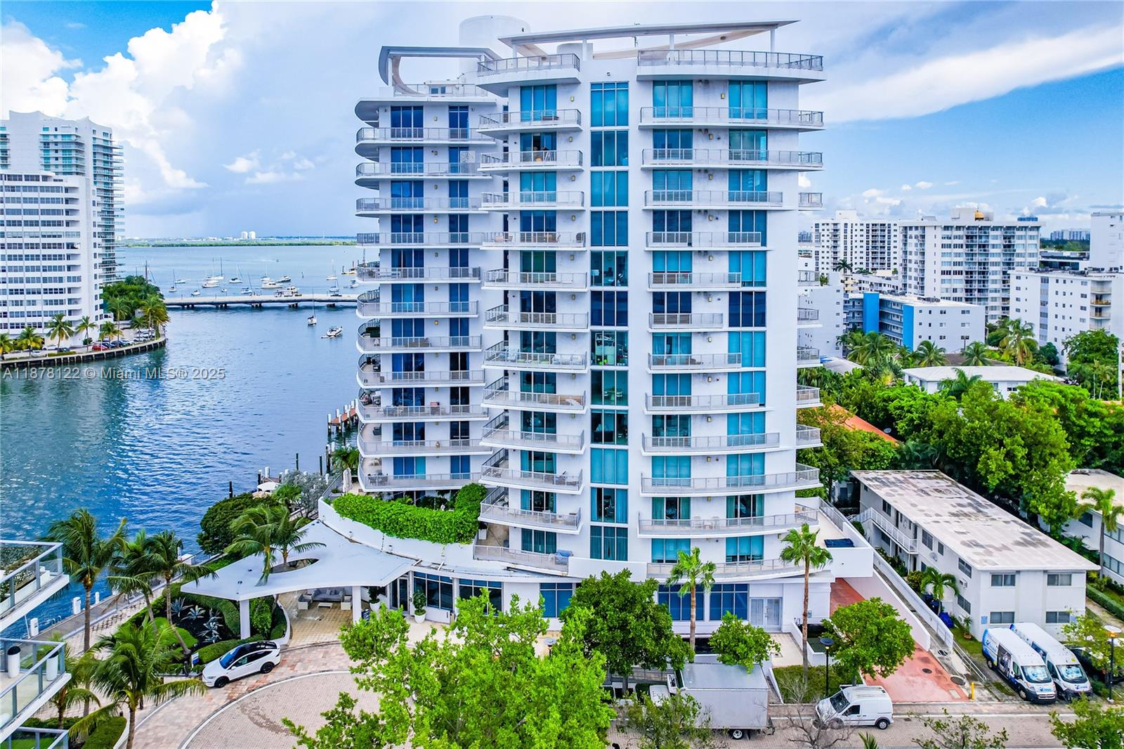 1445 16th St #PH-4 Miami Beach, FL 33139 1445 16th St #PH-4 Miami Beach, FL 33139