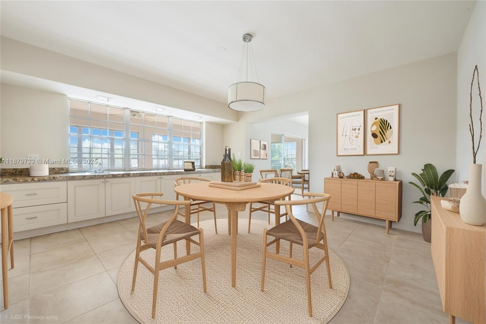 1265 S Alhambra Cir Coral Gables, FL 33146