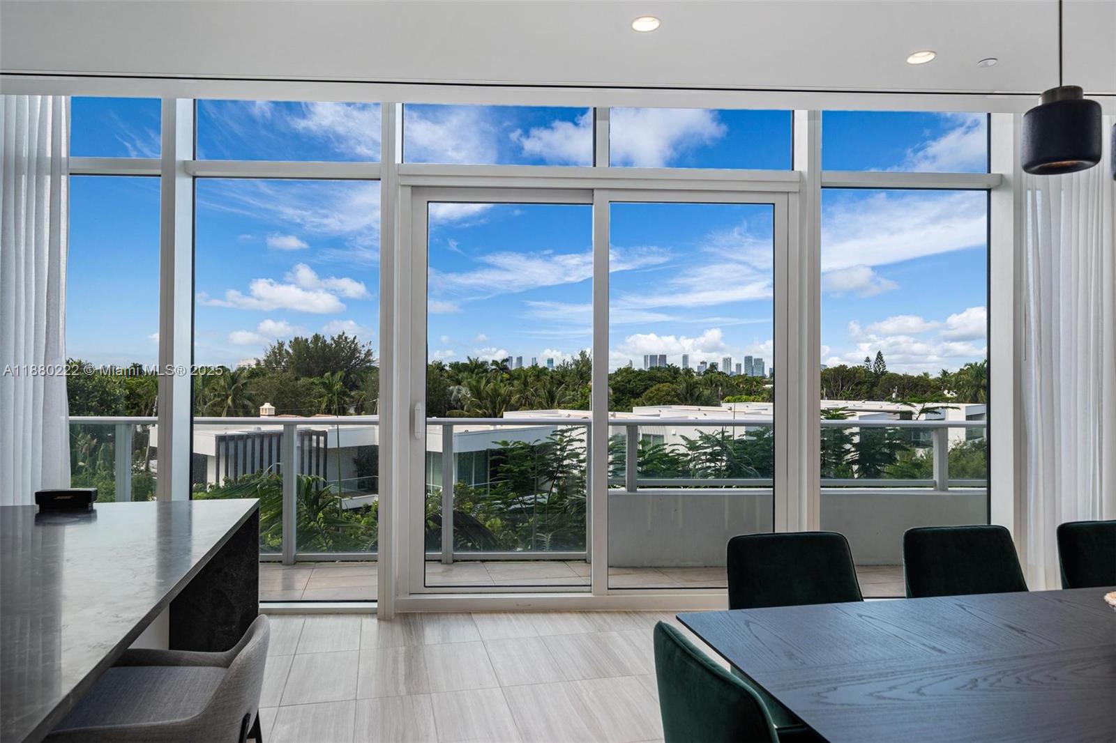 image Ritz Residences13