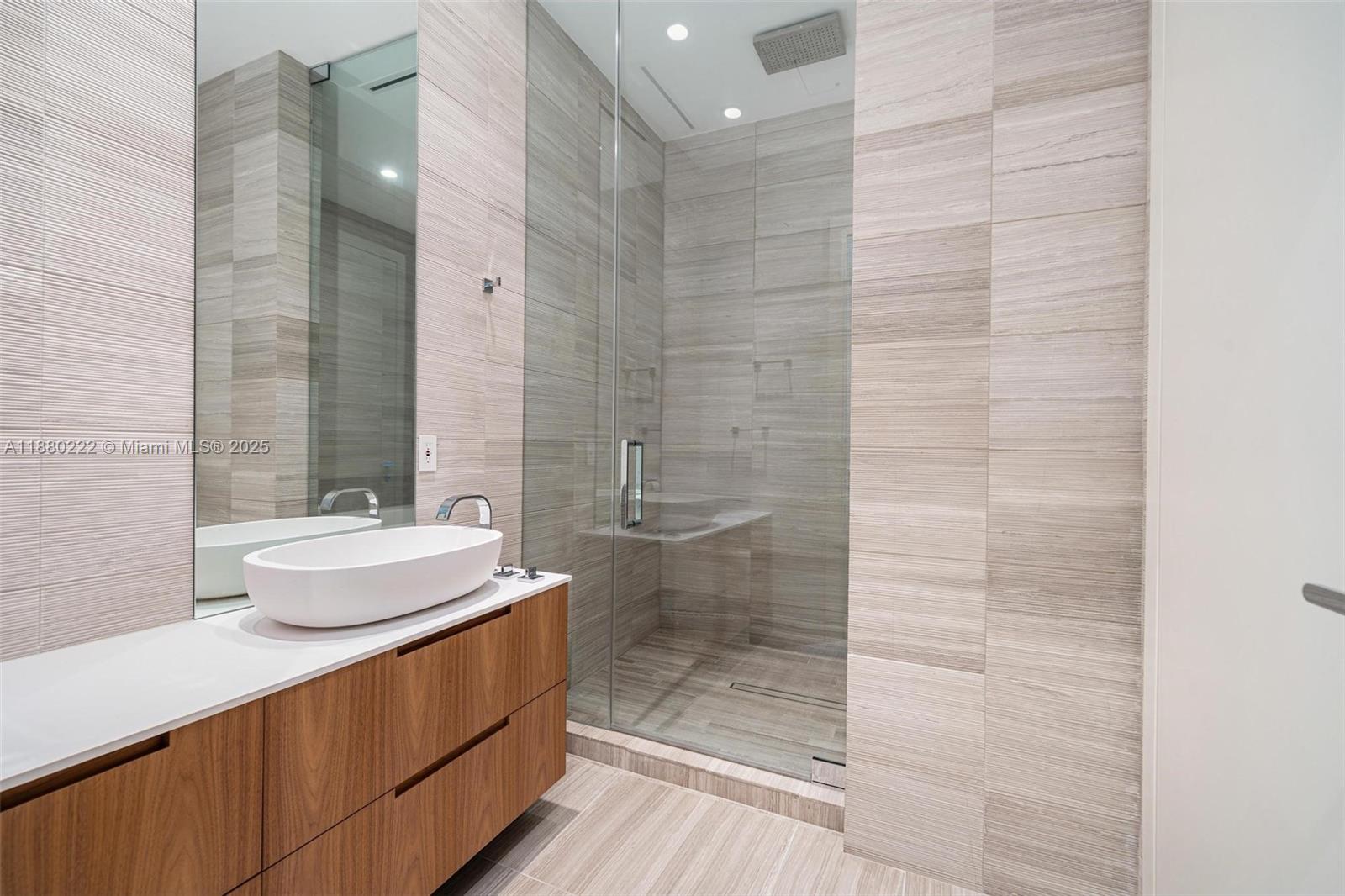 image Ritz Residences22