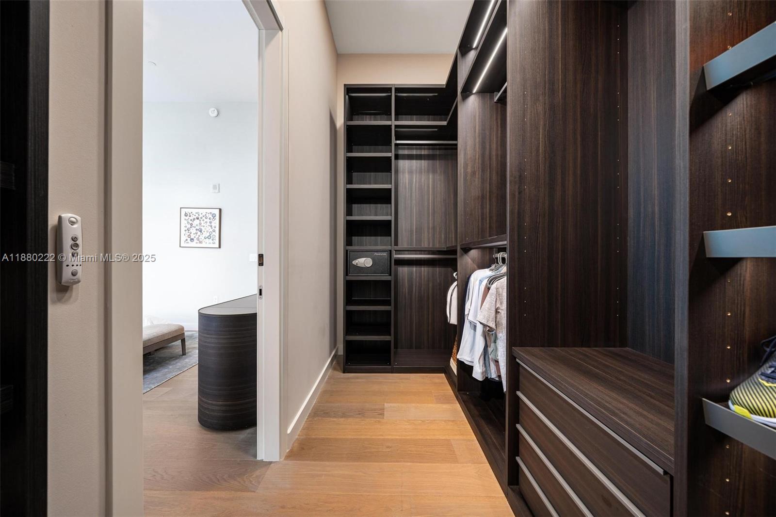 image Ritz Residences23