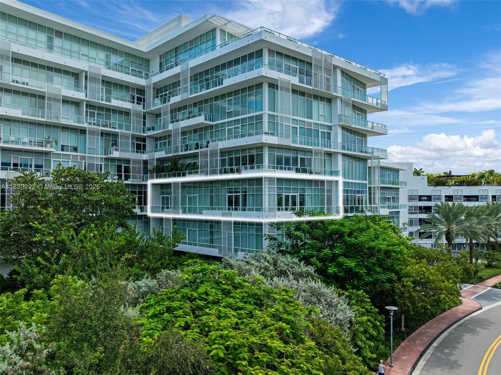 image Ritz Residences2