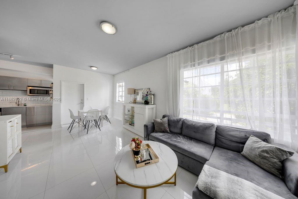1000 Meridian Ave #12