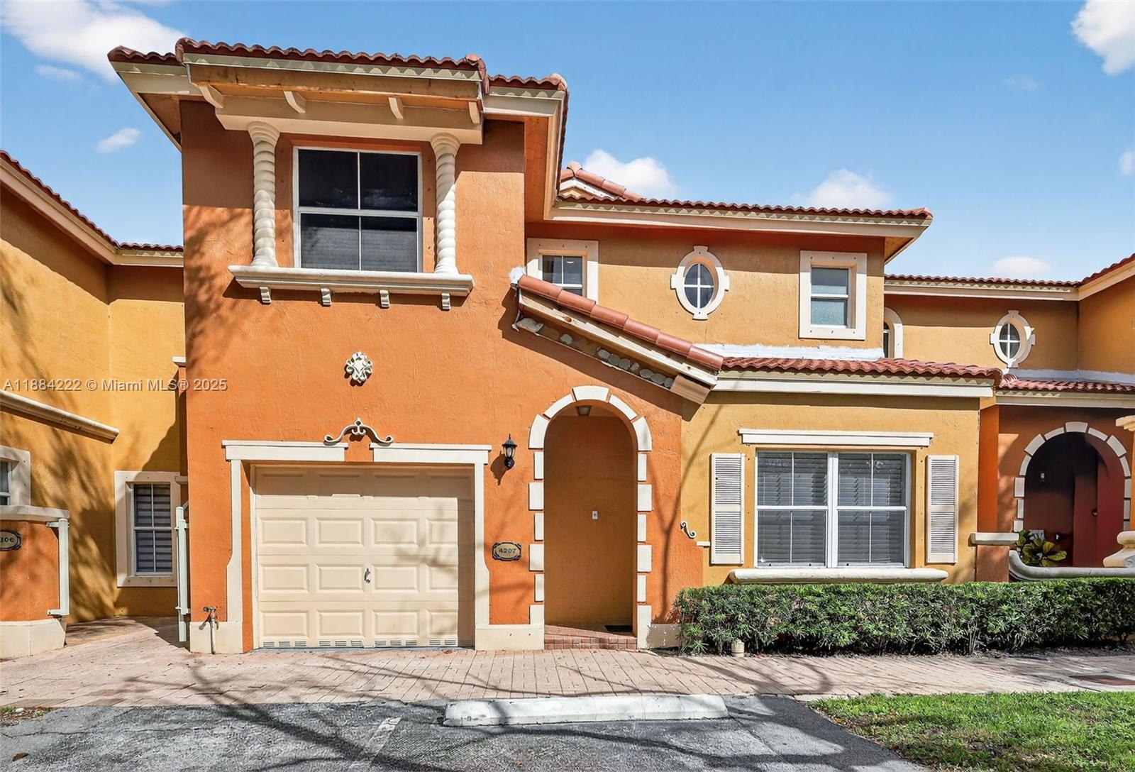 8425 NW 141st Ter #4207