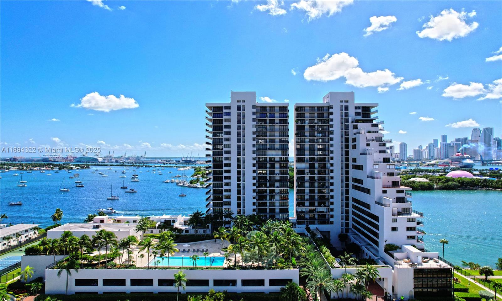 image One Thousand Venetian Way21