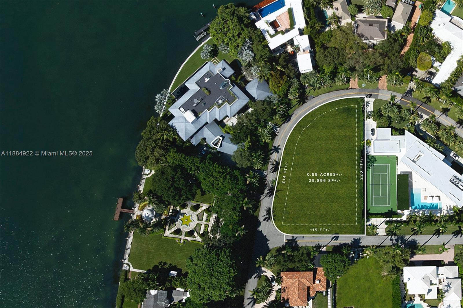 31 La Gorce Cir Miami Beach, FL 33141 31 La Gorce Cir Miami Beach, FL 33141