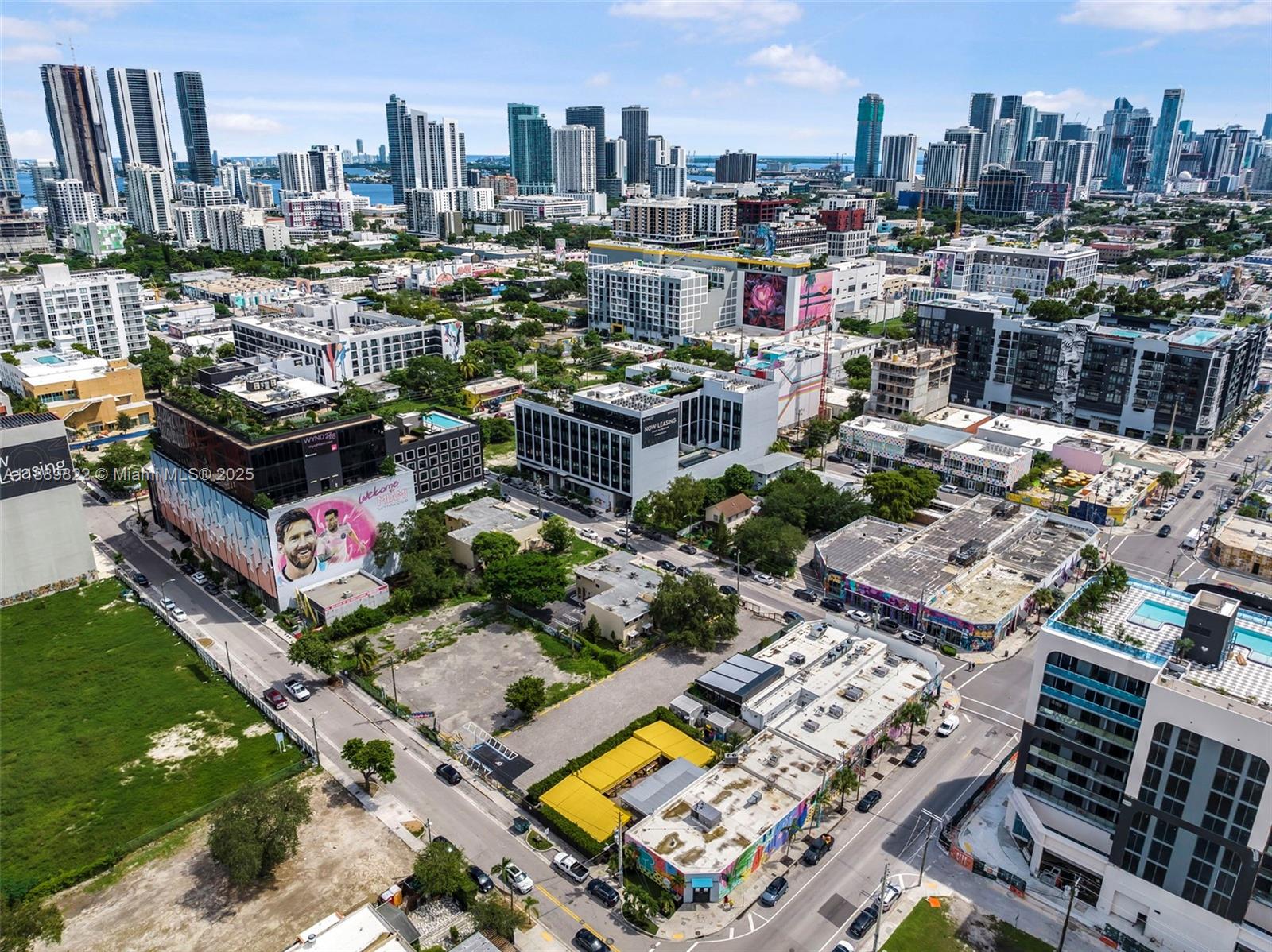 176 NW 28th St Miami, FL 33127