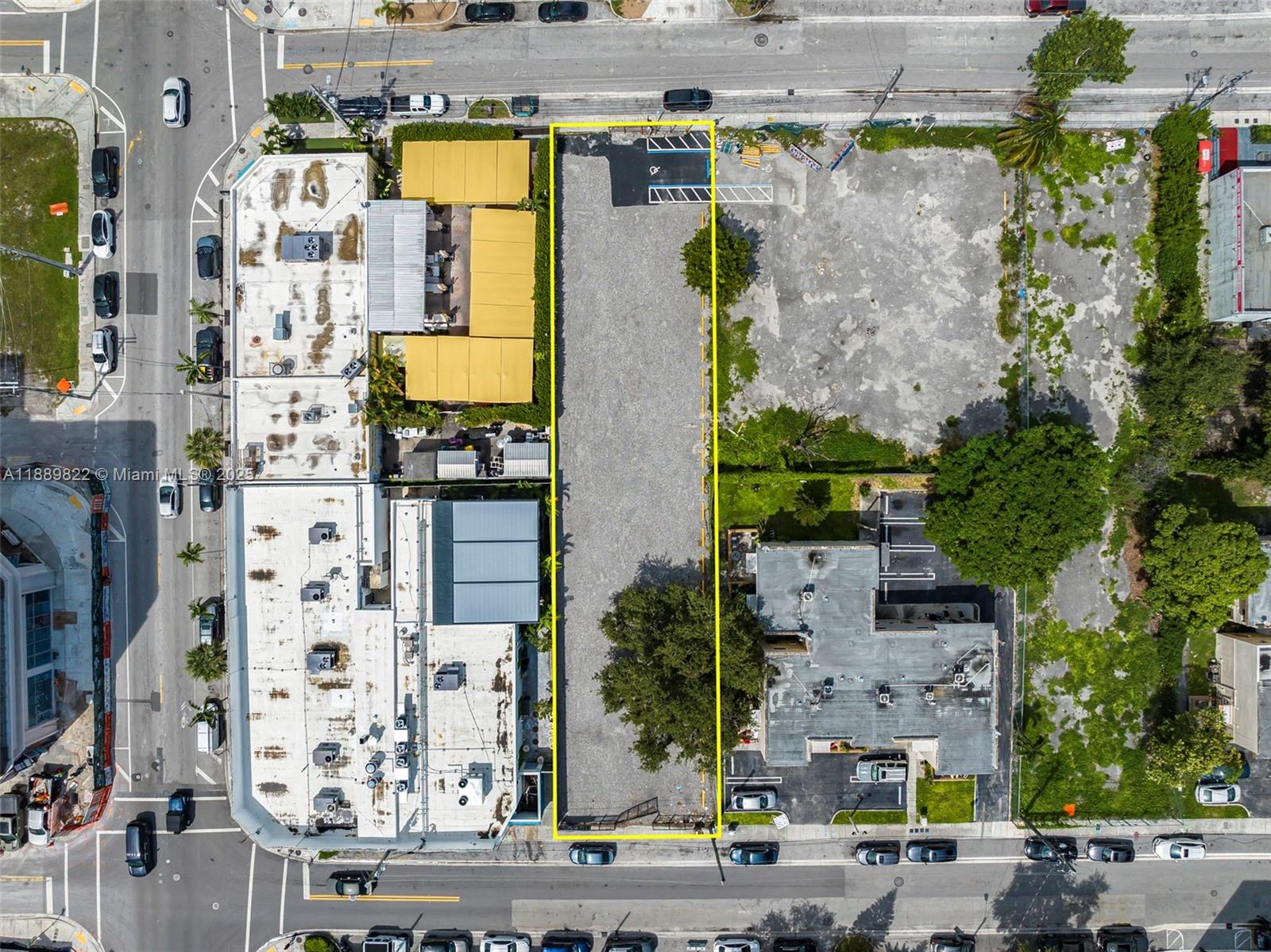 176 NW 28th St Miami, FL 33127