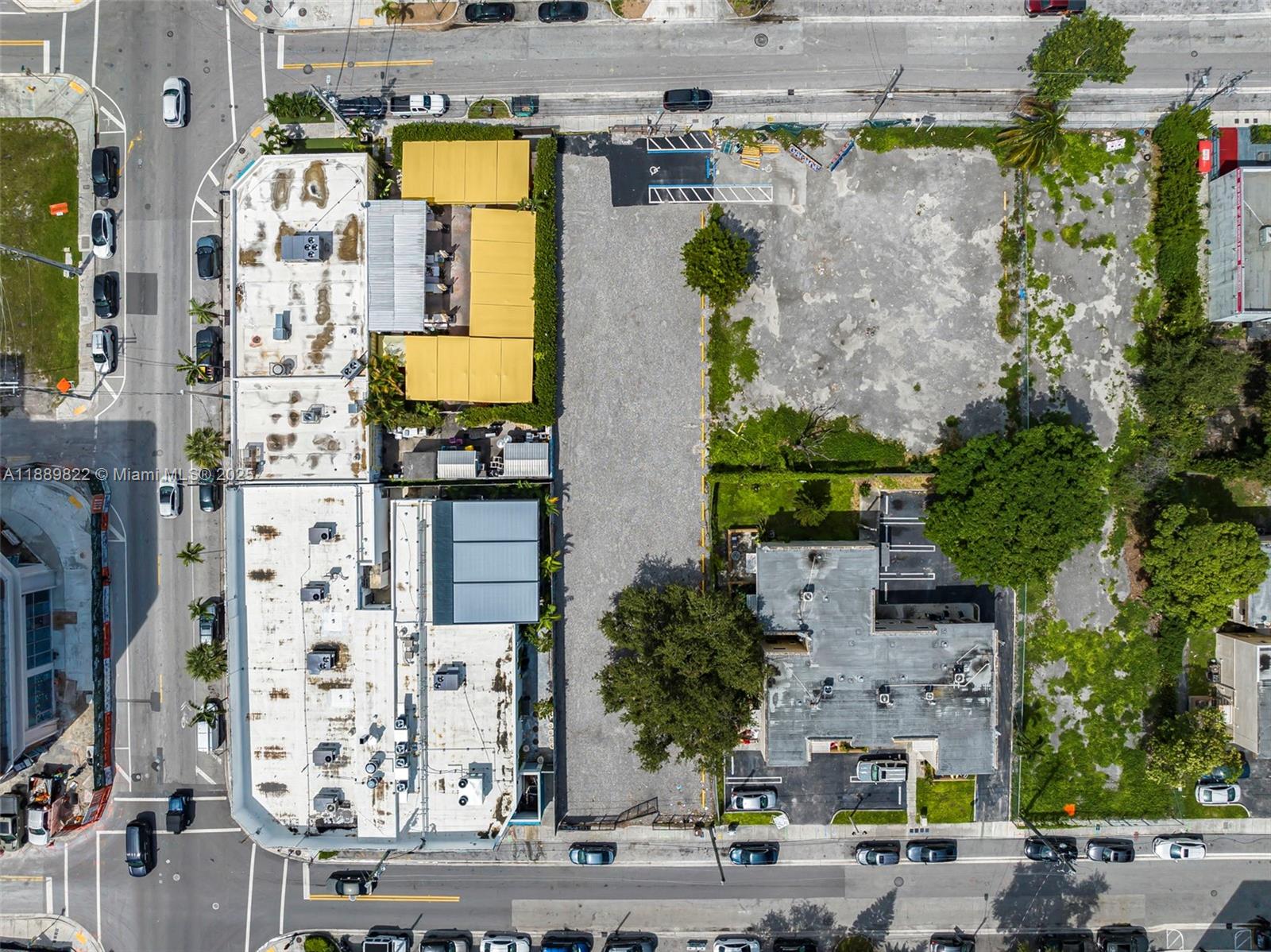 176 NW 28th St Miami, FL 33127