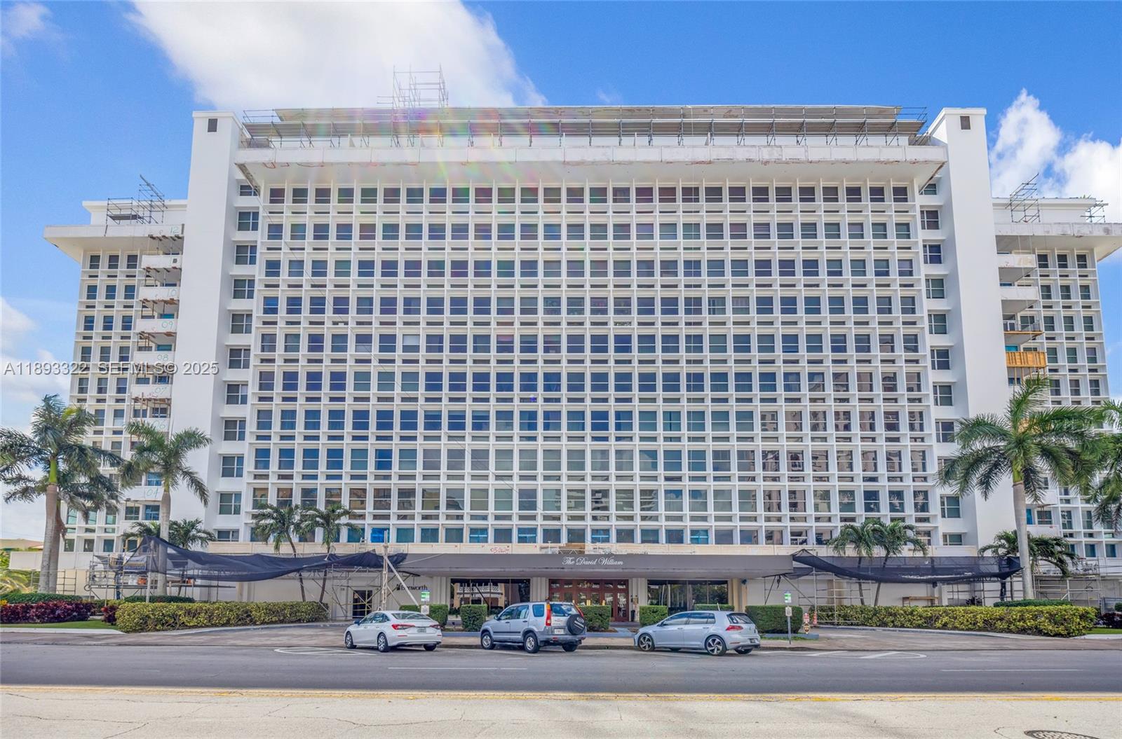 700 Biltmore Way #808