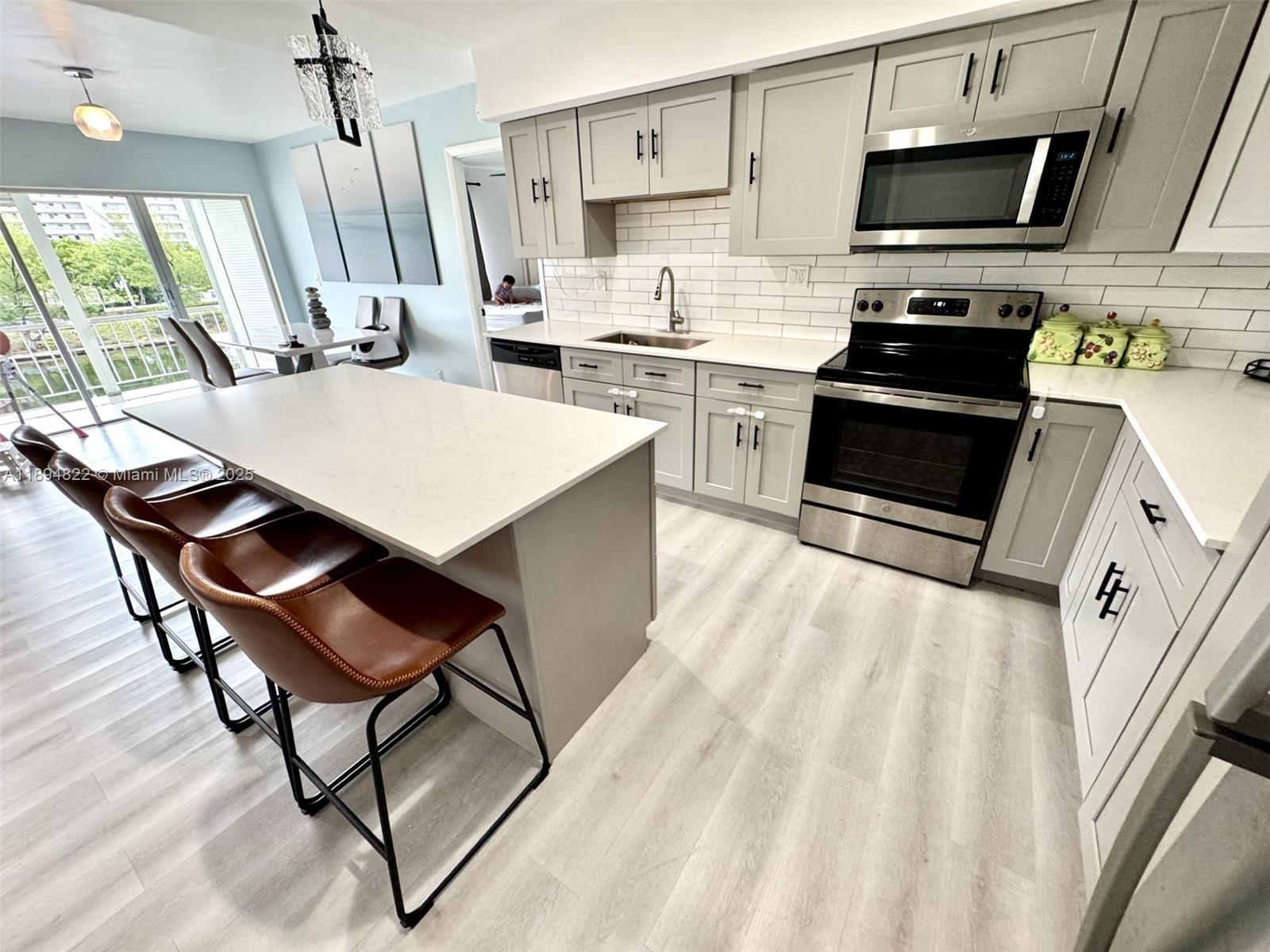 400 Diplomat Pkwy #410