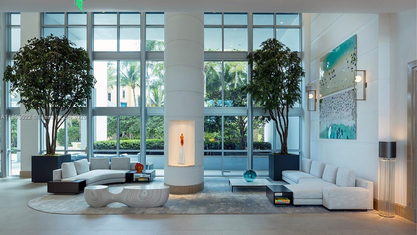 5959 Collins Ave #907 Miami Beach, FL 33140