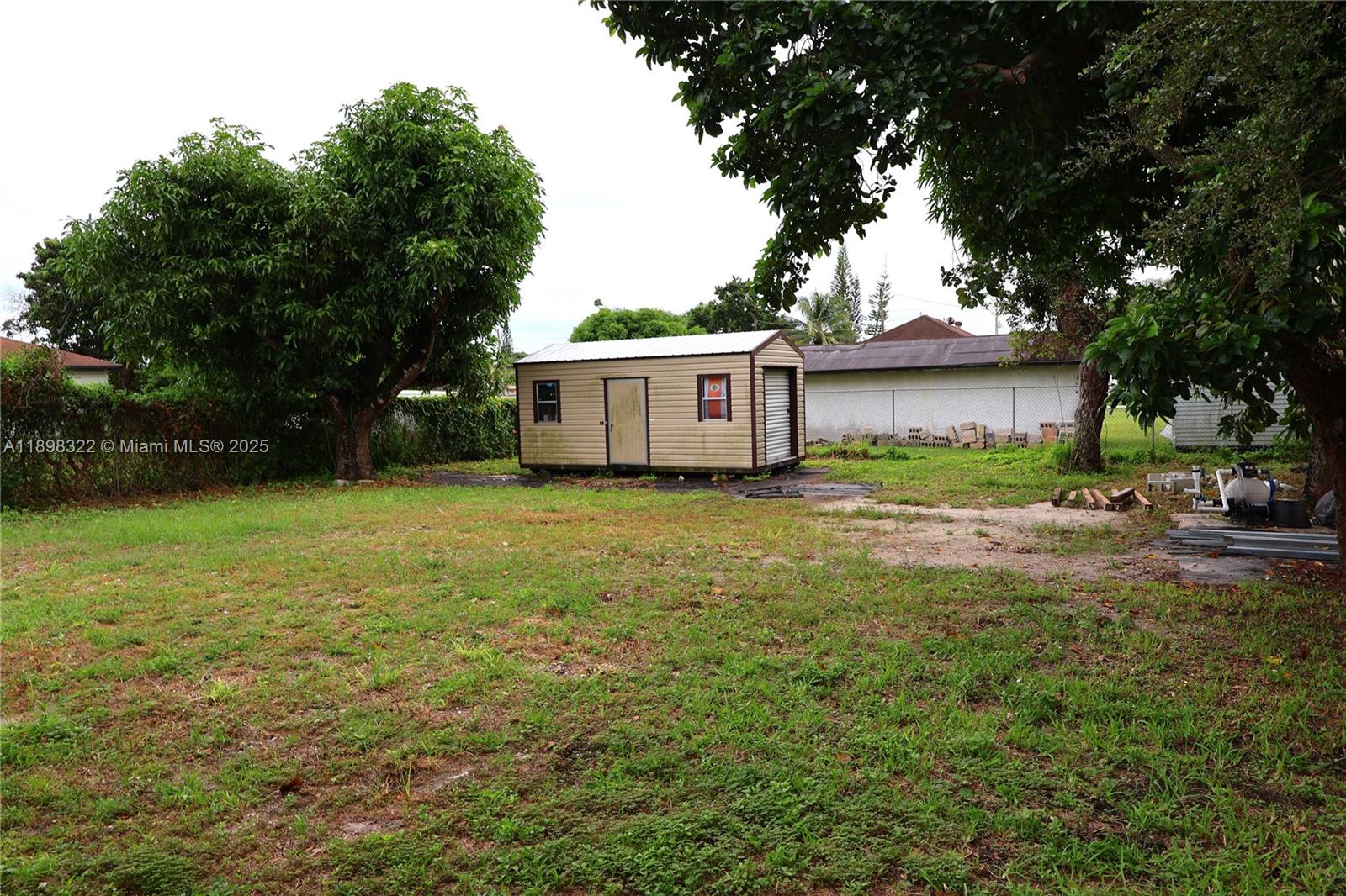 2312 NW 82nd St #2312 Miami, FL 33147