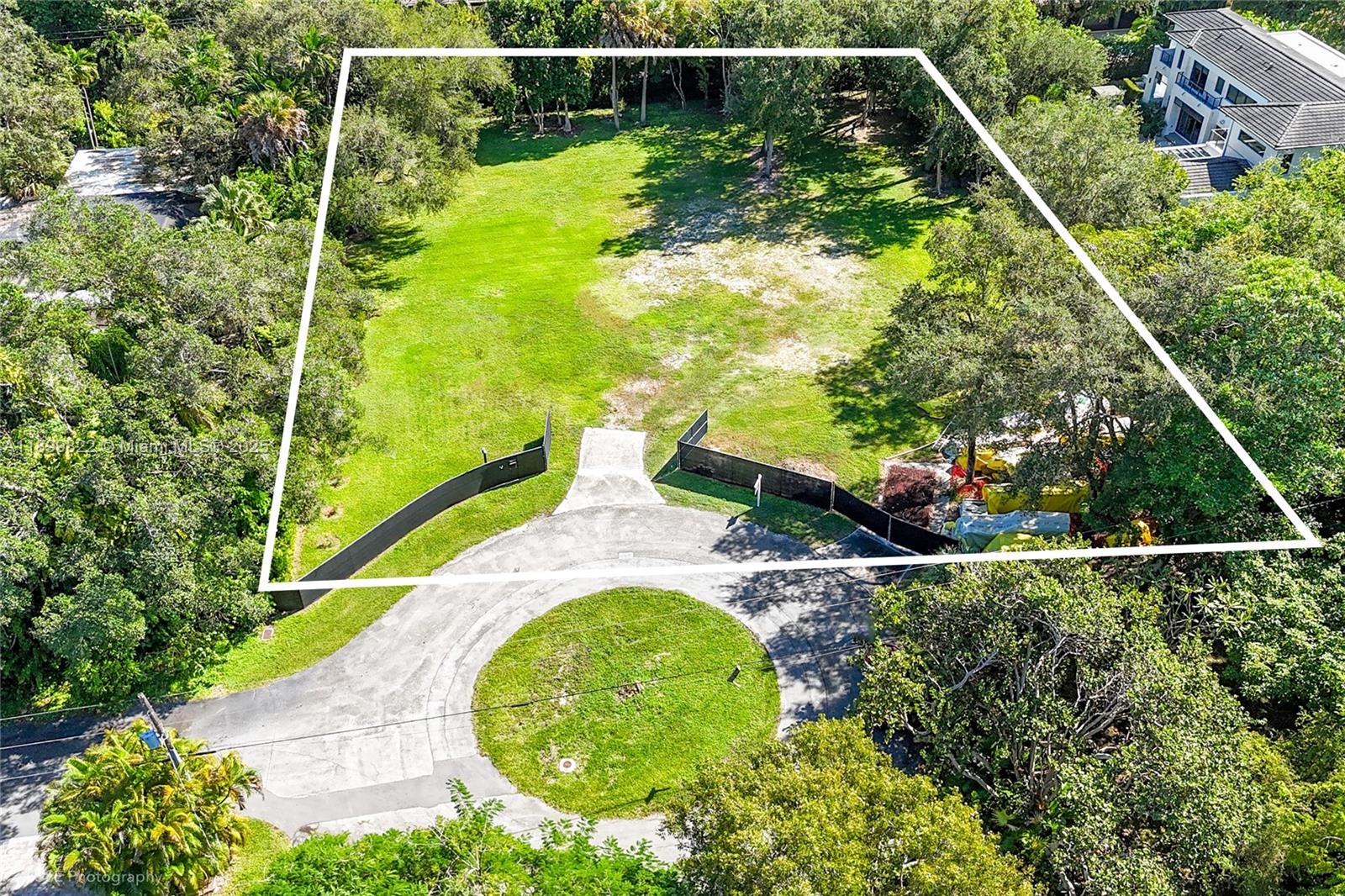 11353 SW 69th Ct Pinecrest, FL 33156