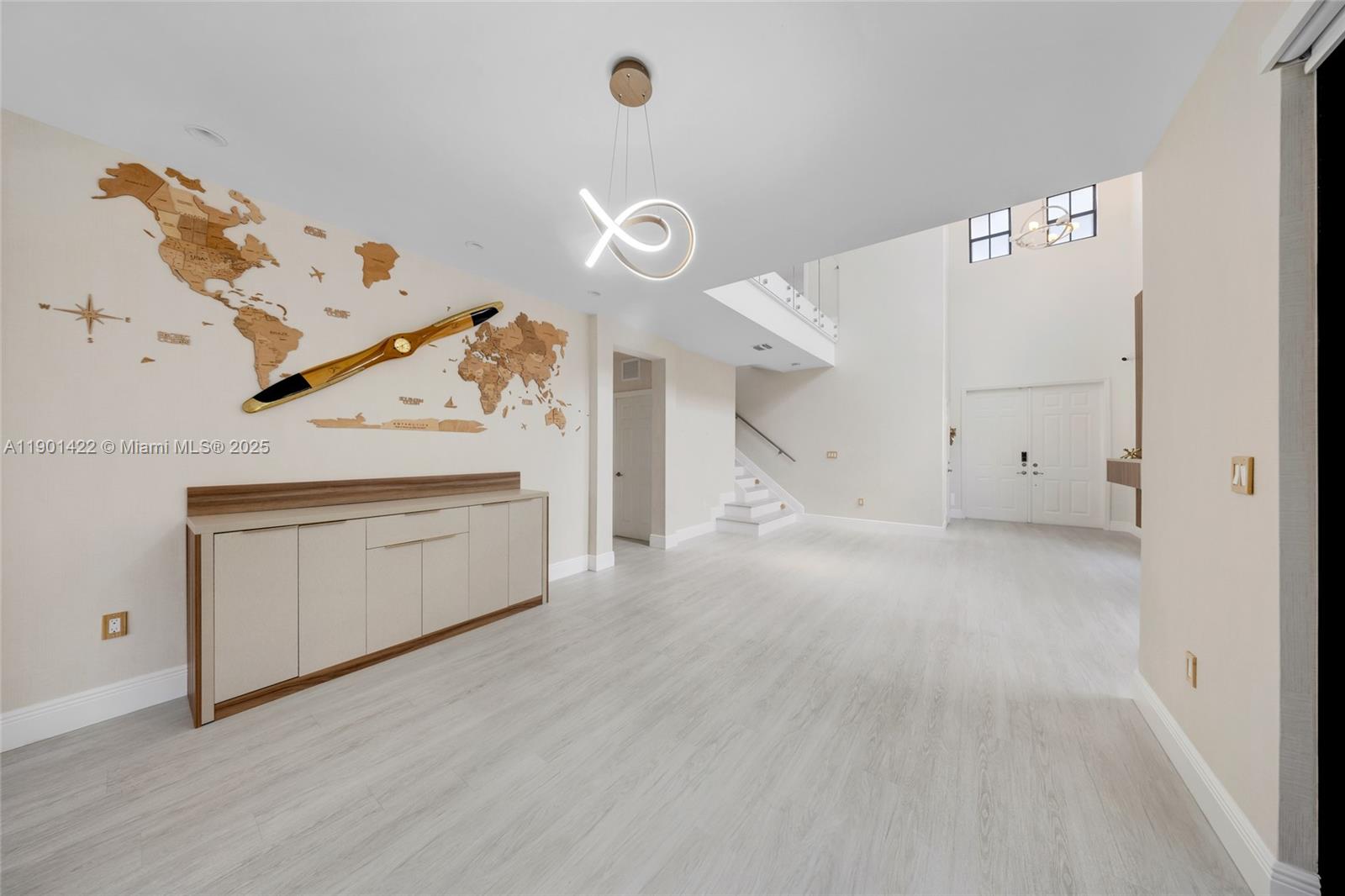 6900 NW 106th Ave Doral, FL 33178