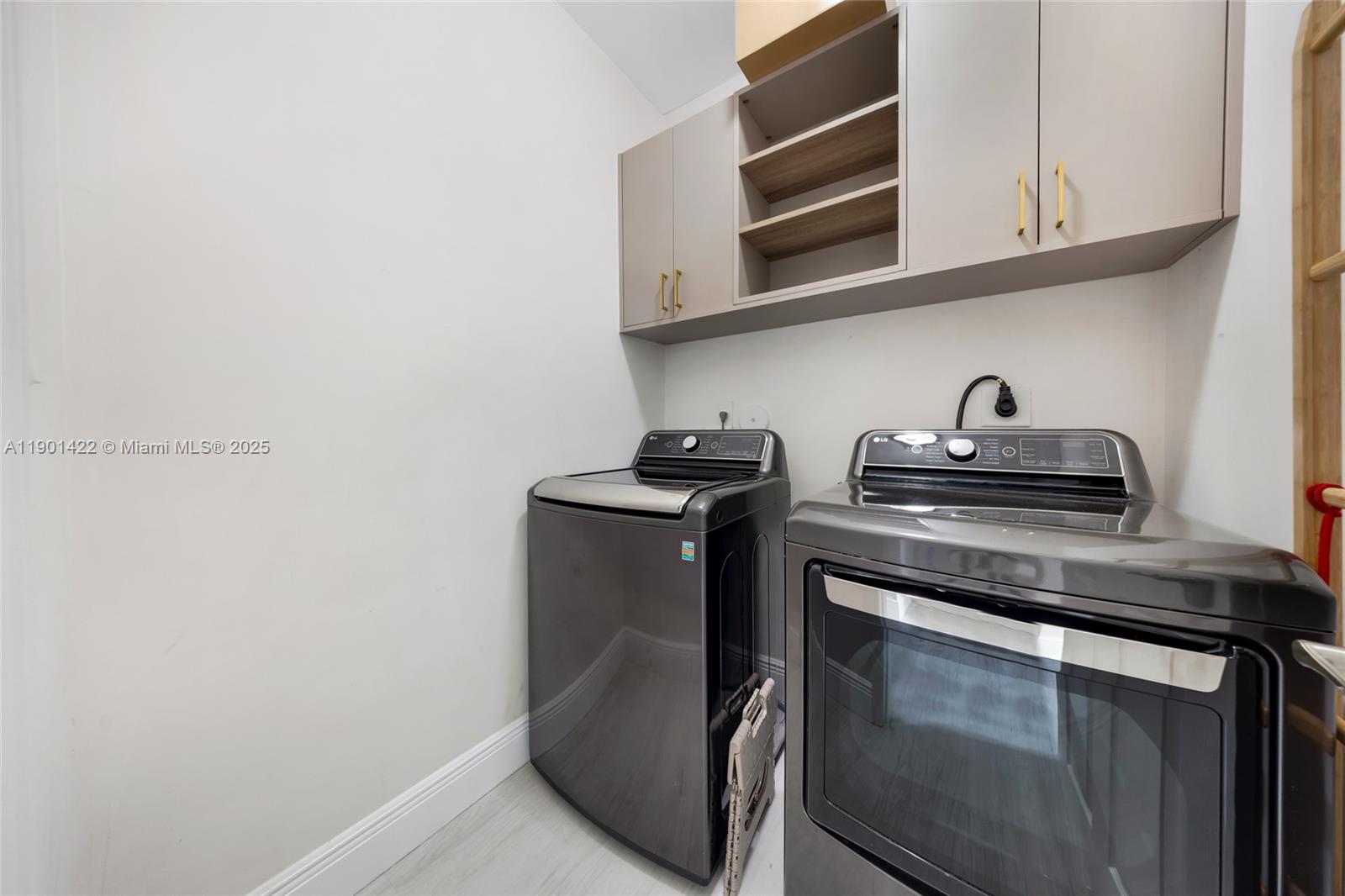 6900 NW 106th Ave Doral, FL 33178