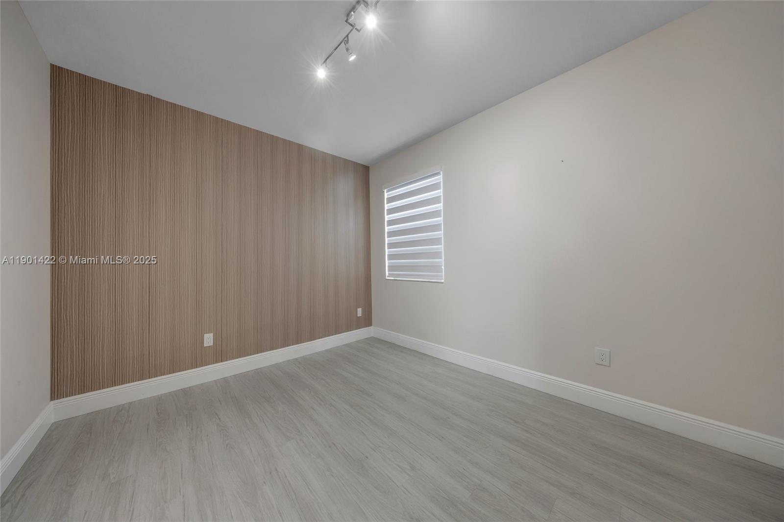 6900 NW 106th Ave Doral, FL 33178