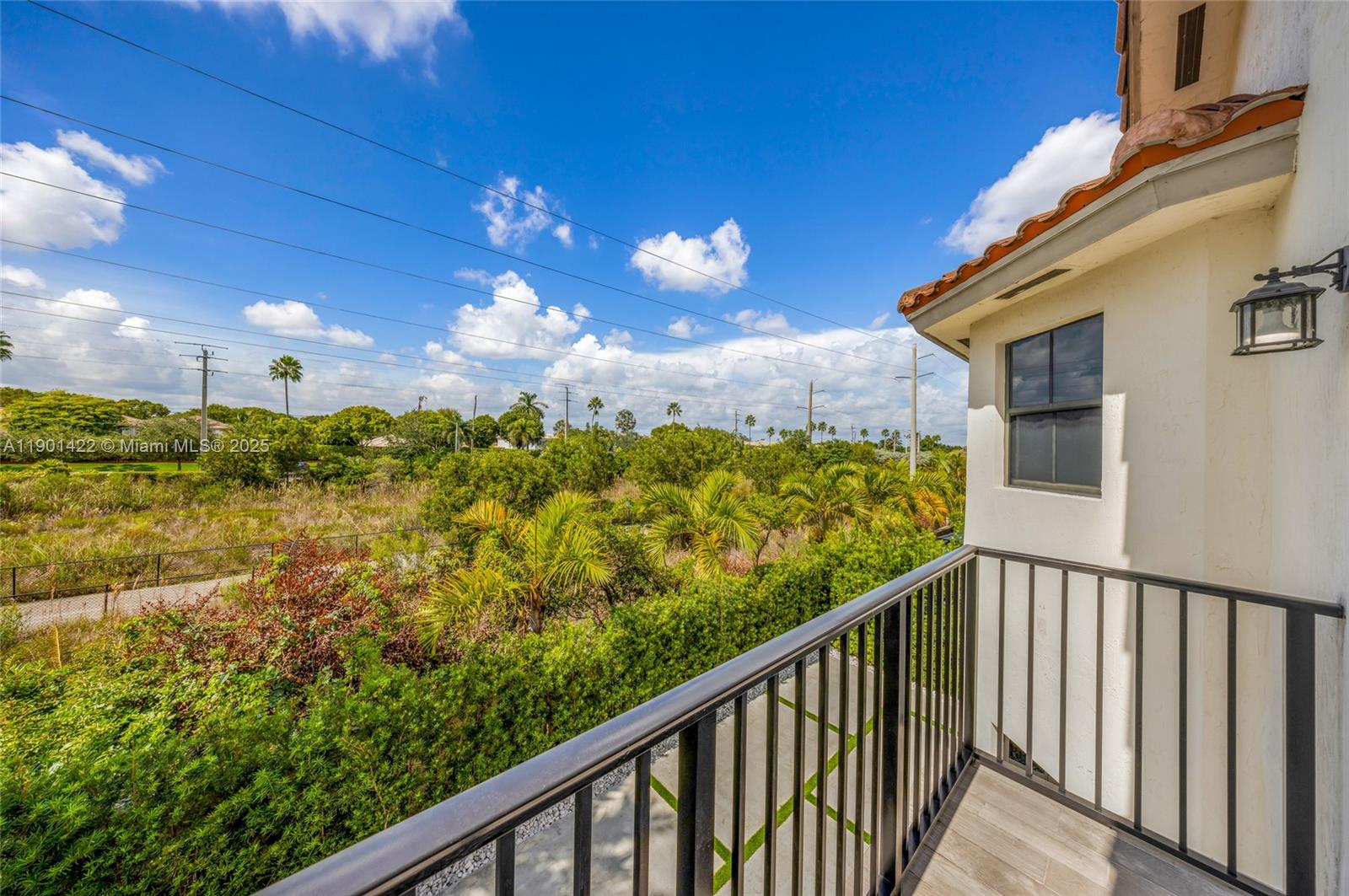 6900 NW 106th Ave Doral, FL 33178