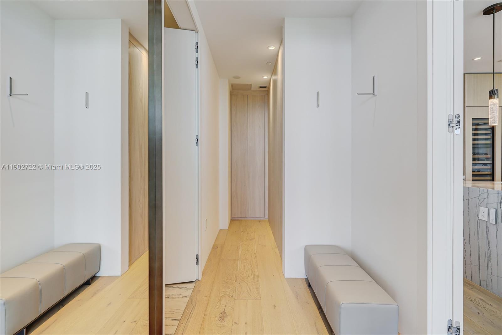 8701 Collins Ave #904 Miami Beach, FL 33154