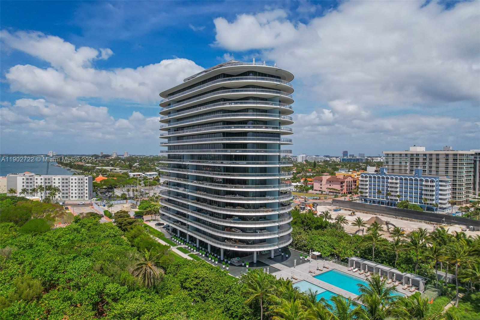 8701 Collins Ave #904 Miami Beach, FL 33154