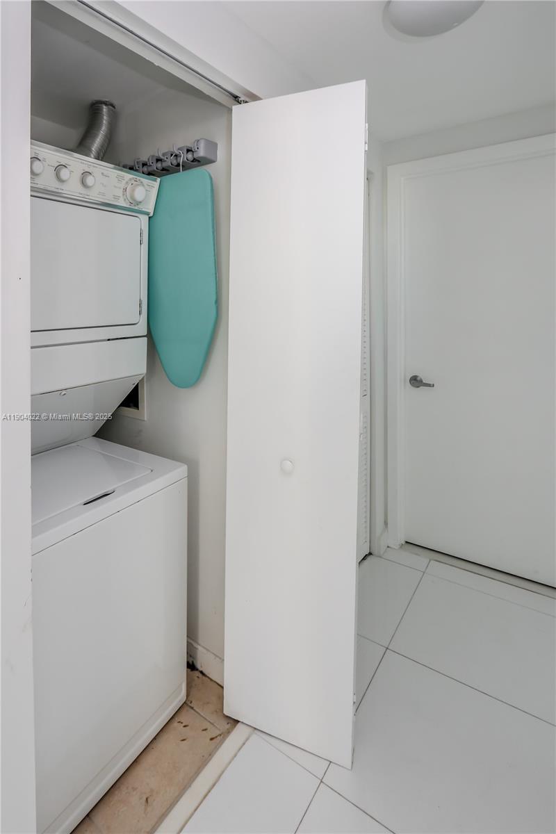 image One Miami West9